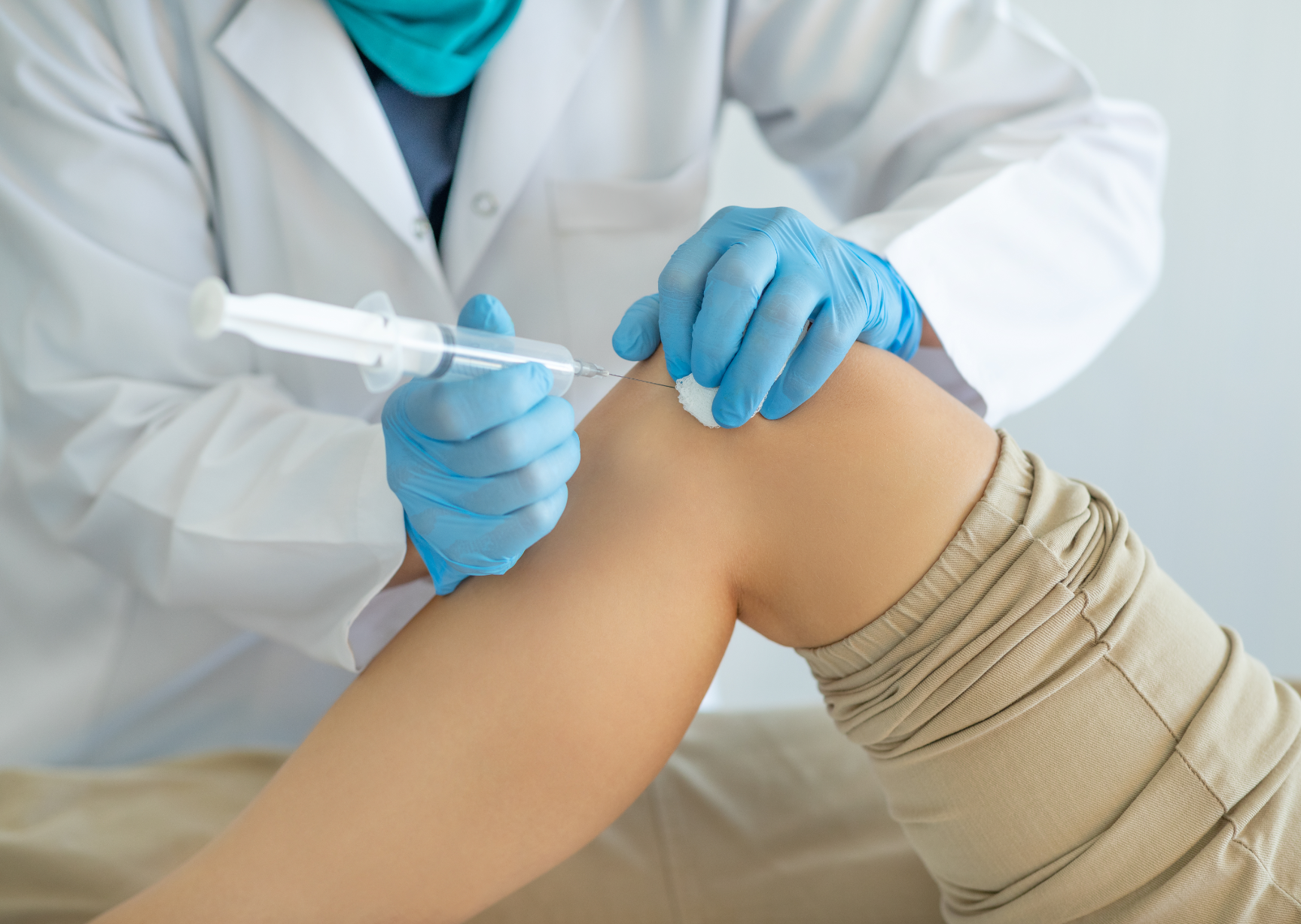 knee-injection_1728x1228